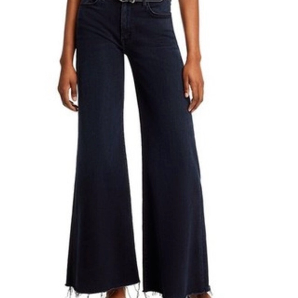 MOTHER Wide-Leg Roller Fray Jeans in Dark Indigo / night in Venice 31
